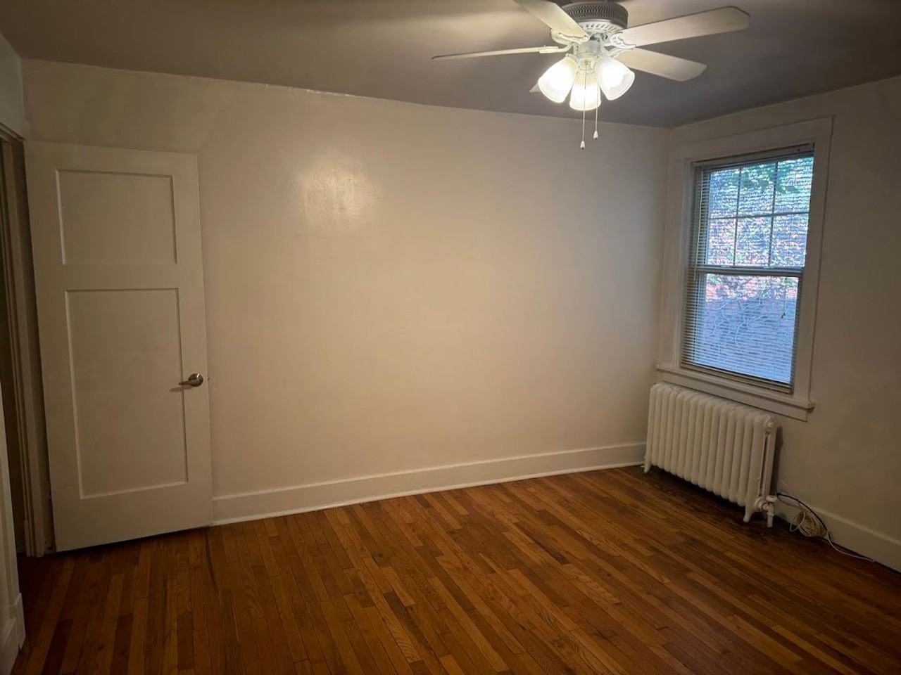 6325 Glenview Pl - Photo 7 of 45