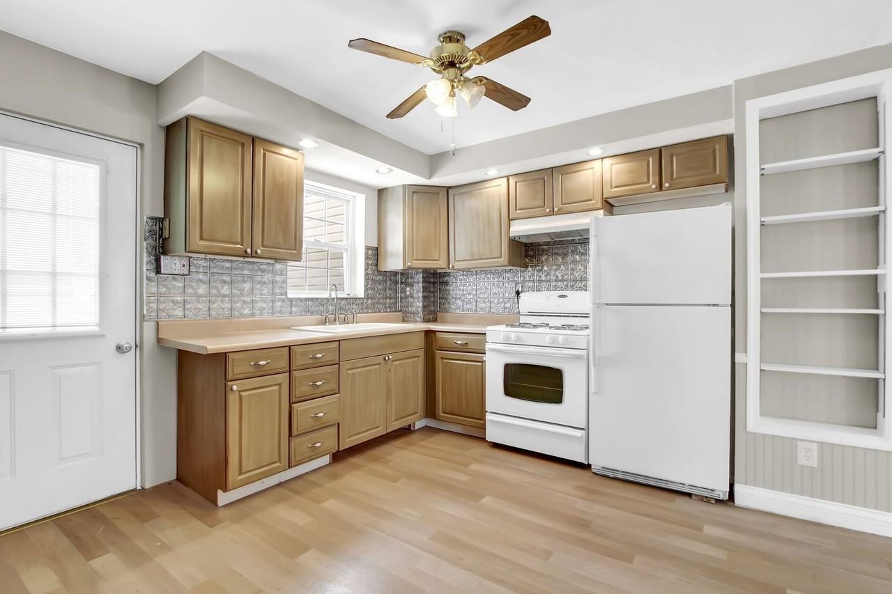 106 High St - Photo 2 of 18