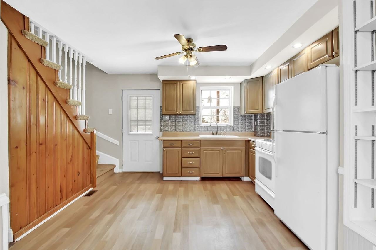 106 High St - Photo 3 of 18