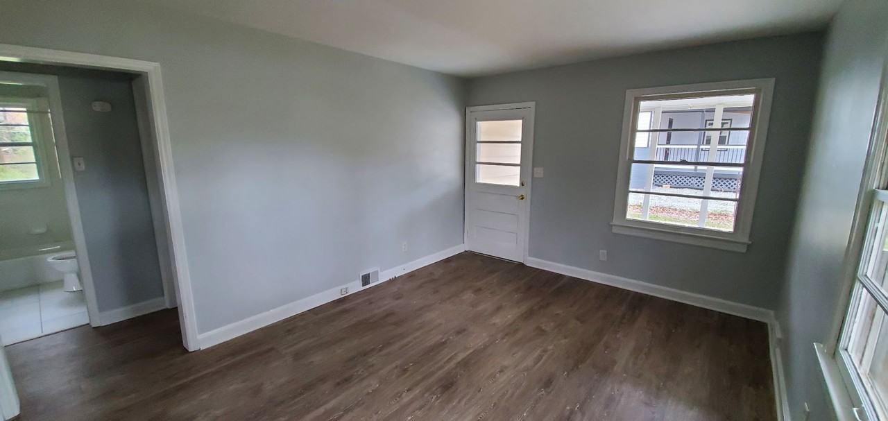 2707 Evergreen Dr - Photo 4 of 8