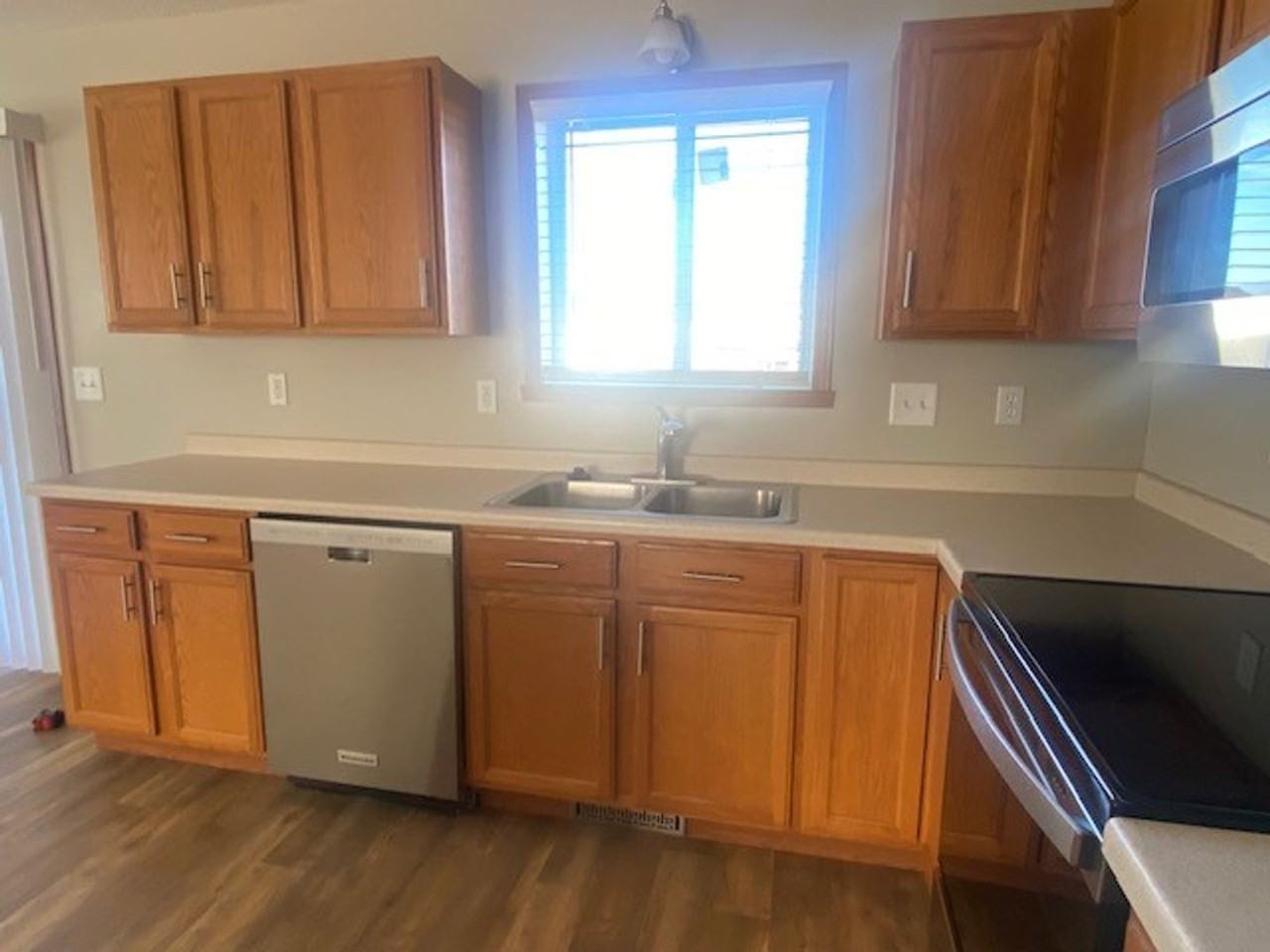 2279 60th Ave S - Photo 4 of 43