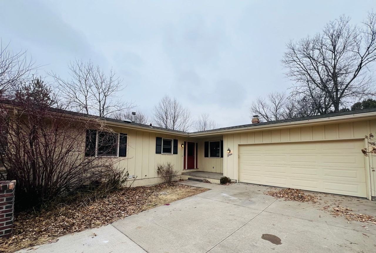 5 Buena Dr - Photo 2 of 2