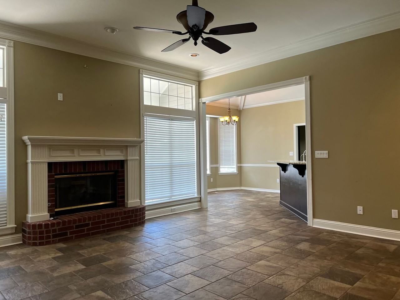 402 Weavers Way - Photo 7 of 19