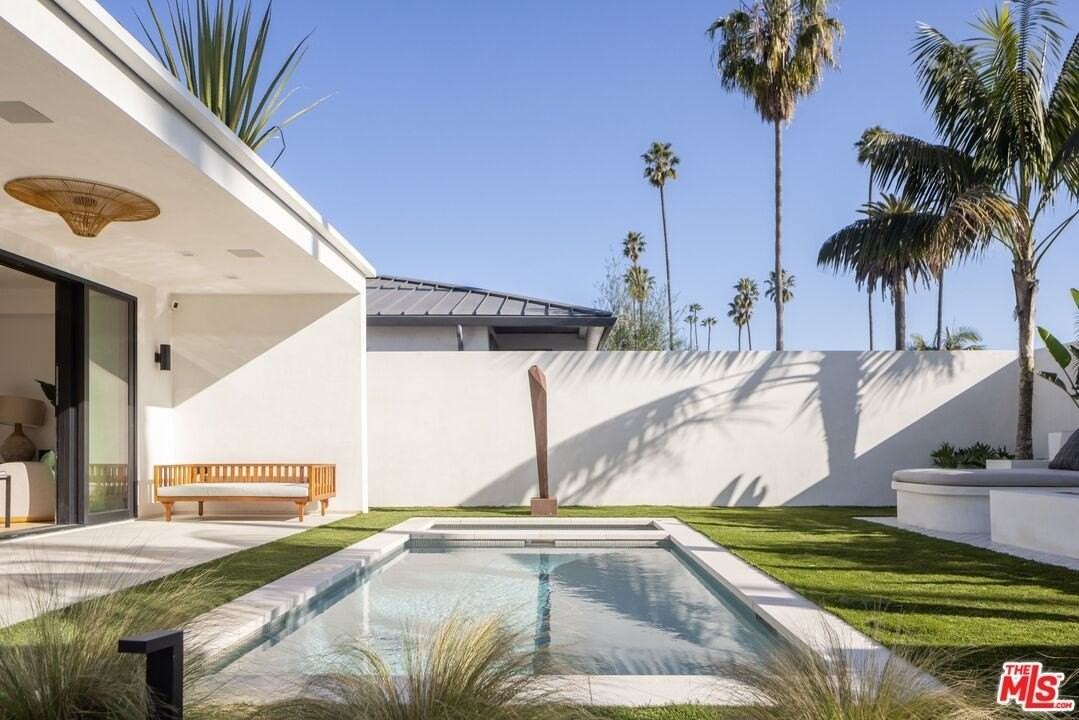 913 Milwood Ave - Photo 7 of 42