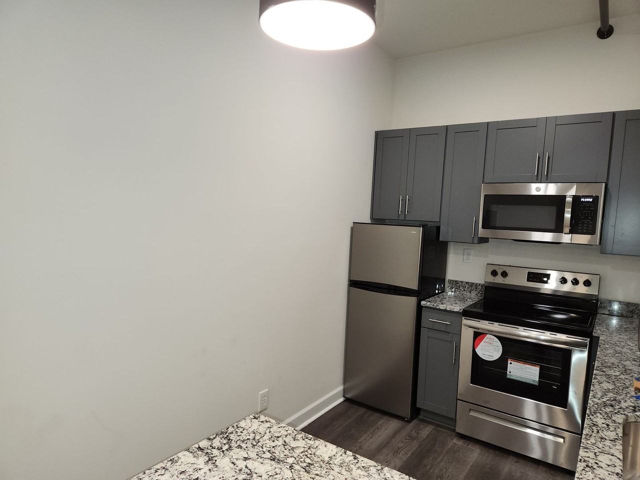 111 N Main St ##D - Photo 2 of 8