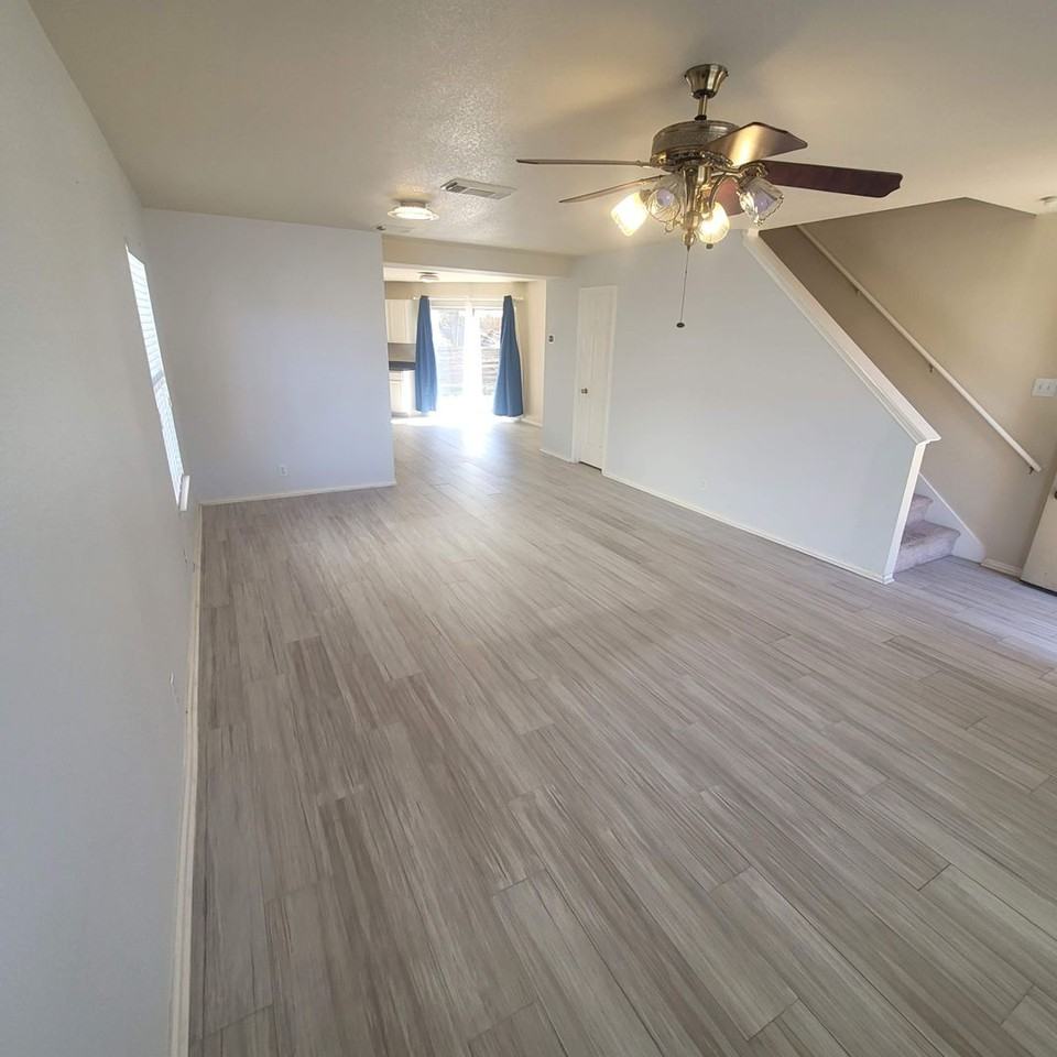 42 Latrobe Post - Photo 5 of 36