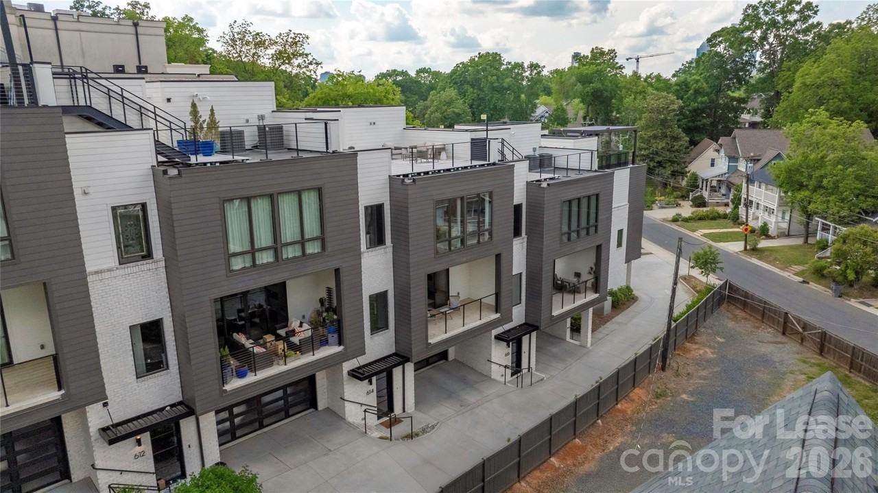 614 Queens Rd - Photo 7 of 41