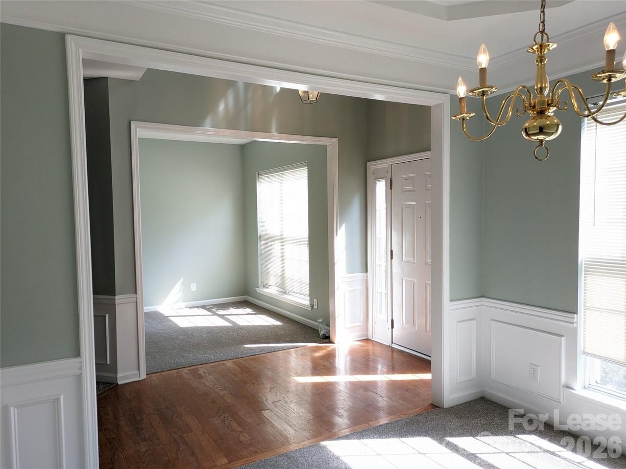 114 Coronilla Rd - Photo 5 of 34