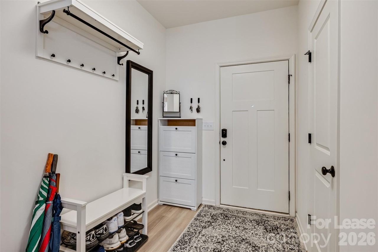 12017 Basking Dr - Photo 5 of 33