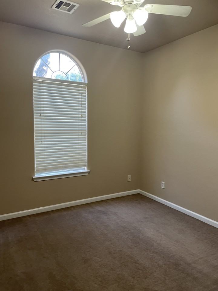 2500 Westwood Ct #1 - Photo 7 of 22