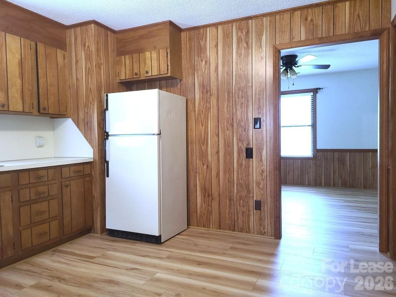 2022 Oakdale Rd - Photo 4 of 13