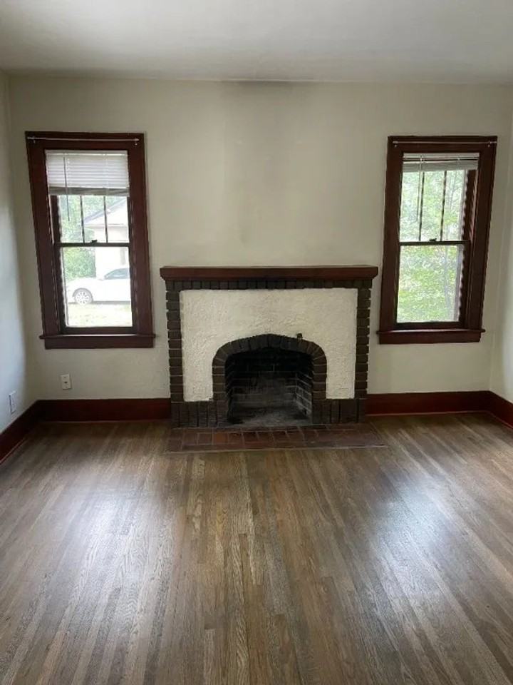 610 S Loomis Ave #A - Photo 2 of 13