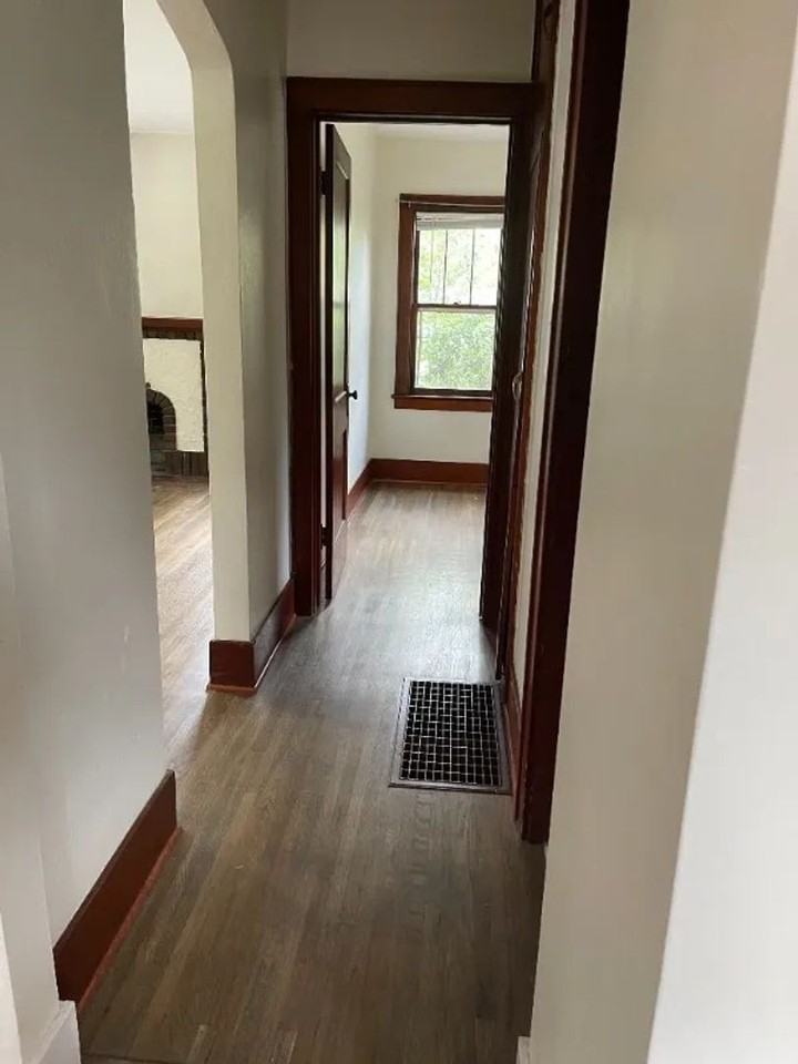 610 S Loomis Ave #A - Photo 7 of 13