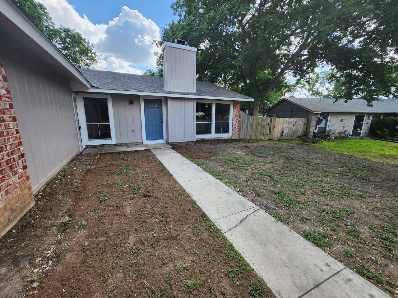 5702 Valley Forge Ave - Photo 4 of 29