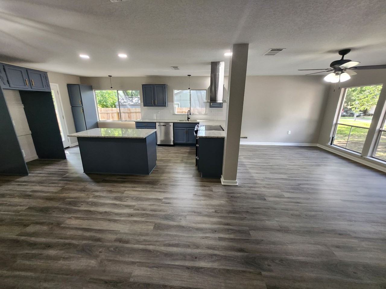 5702 Valley Forge Ave - Photo 7 of 29