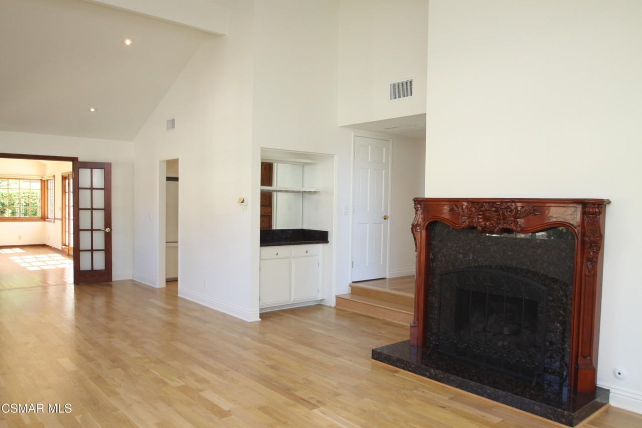 186 Poplar Crest Ave - Photo 6 of 32