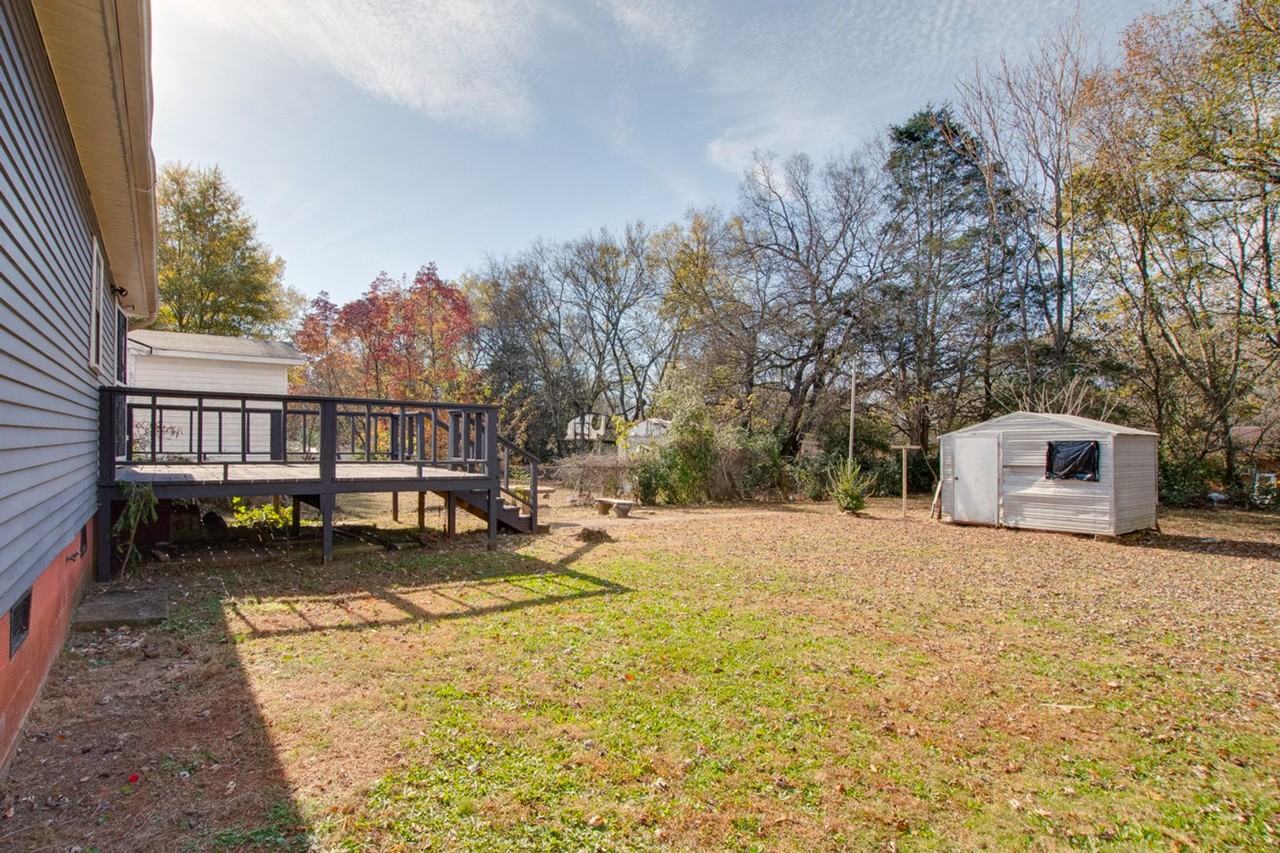 1715 Chester St Nw - Photo 3 of 15