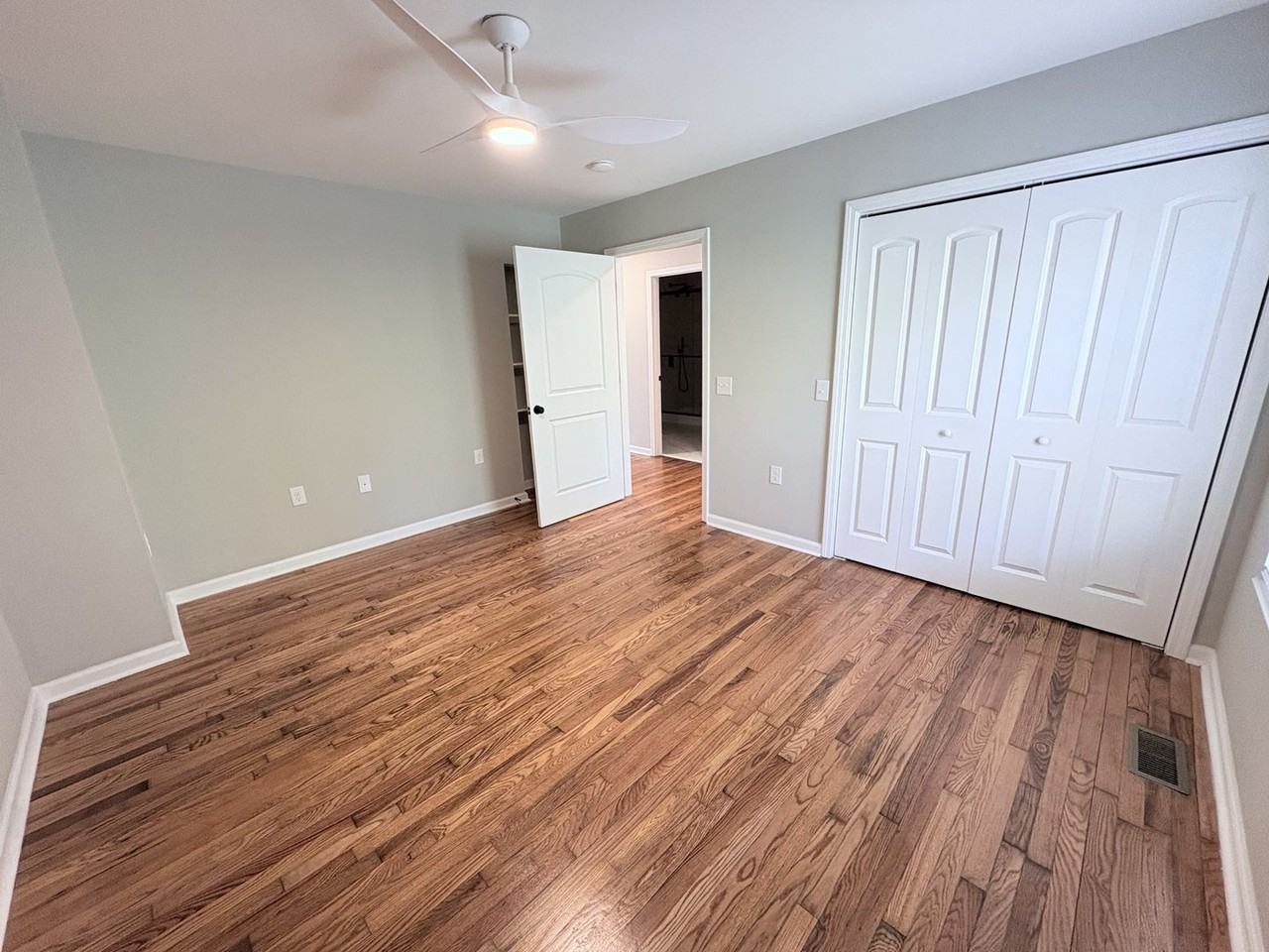 534 Forest Ln - Photo 2 of 14