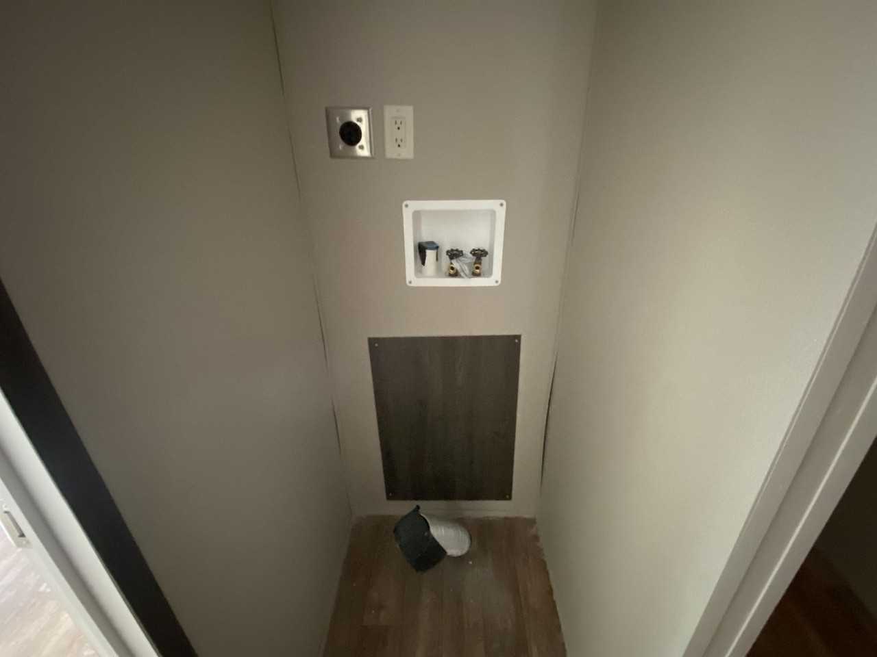 990 Cedar Village Ln - Photo 7 of 11