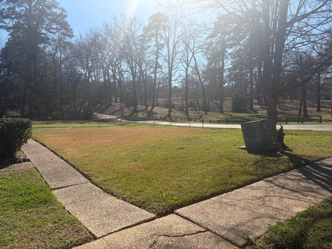 1701 Coty St - Photo 2 of 2