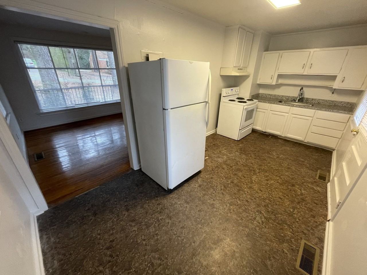 322 Angier Ave - Photo 5 of 13