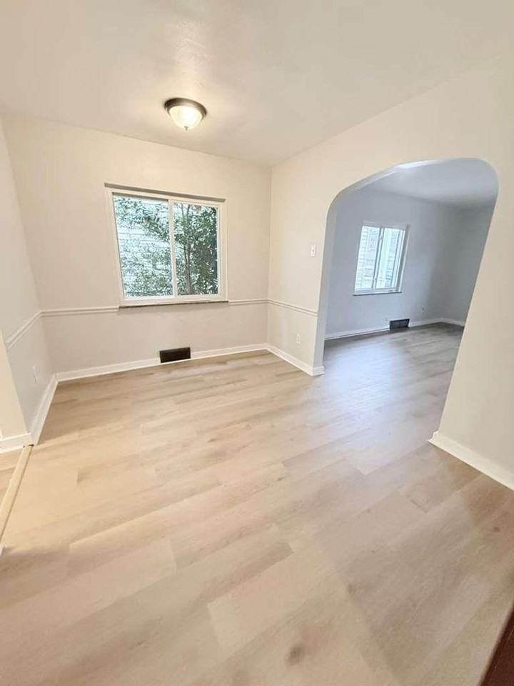 837 Brackenridge Ave - Photo 2 of 11