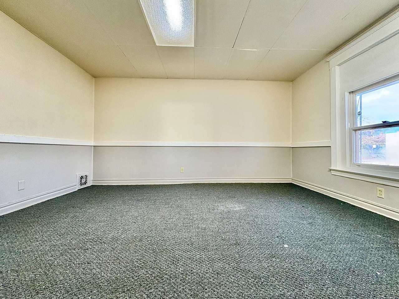 1511 Miami St - Photo 2 of 4