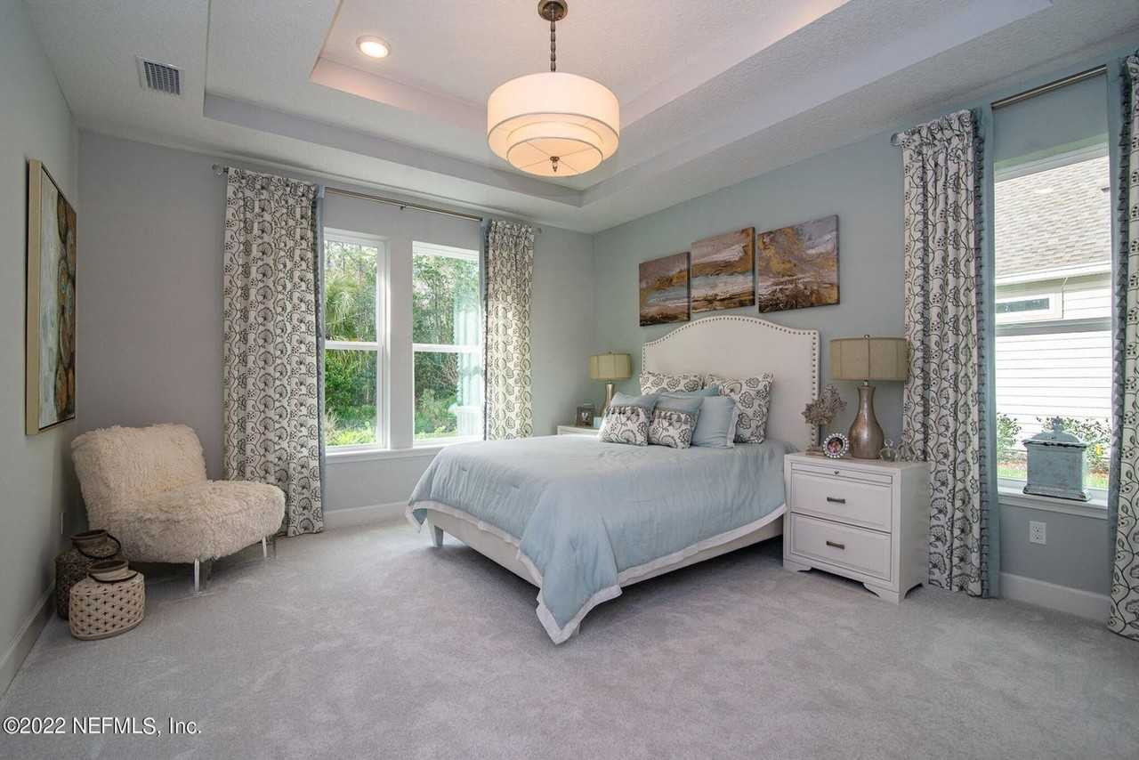 118 Pioneer Village Dr - Photo 3 of 47