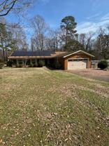 305 Glen Oak Dr - Photo 1 of 1