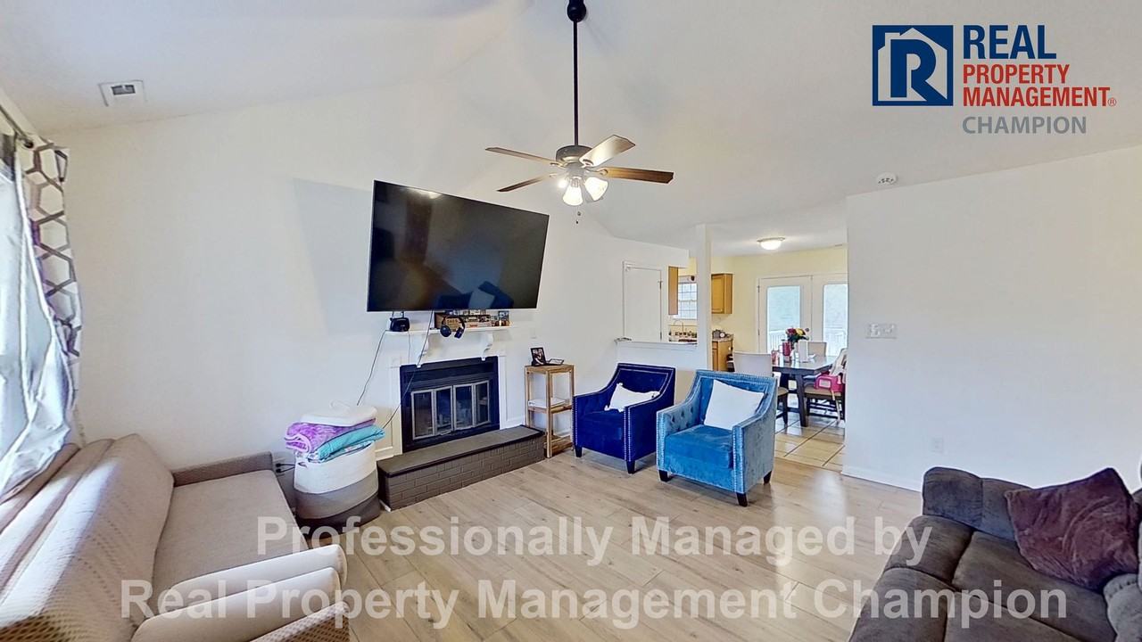 502 Regalwood Dr - Photo 2 of 21