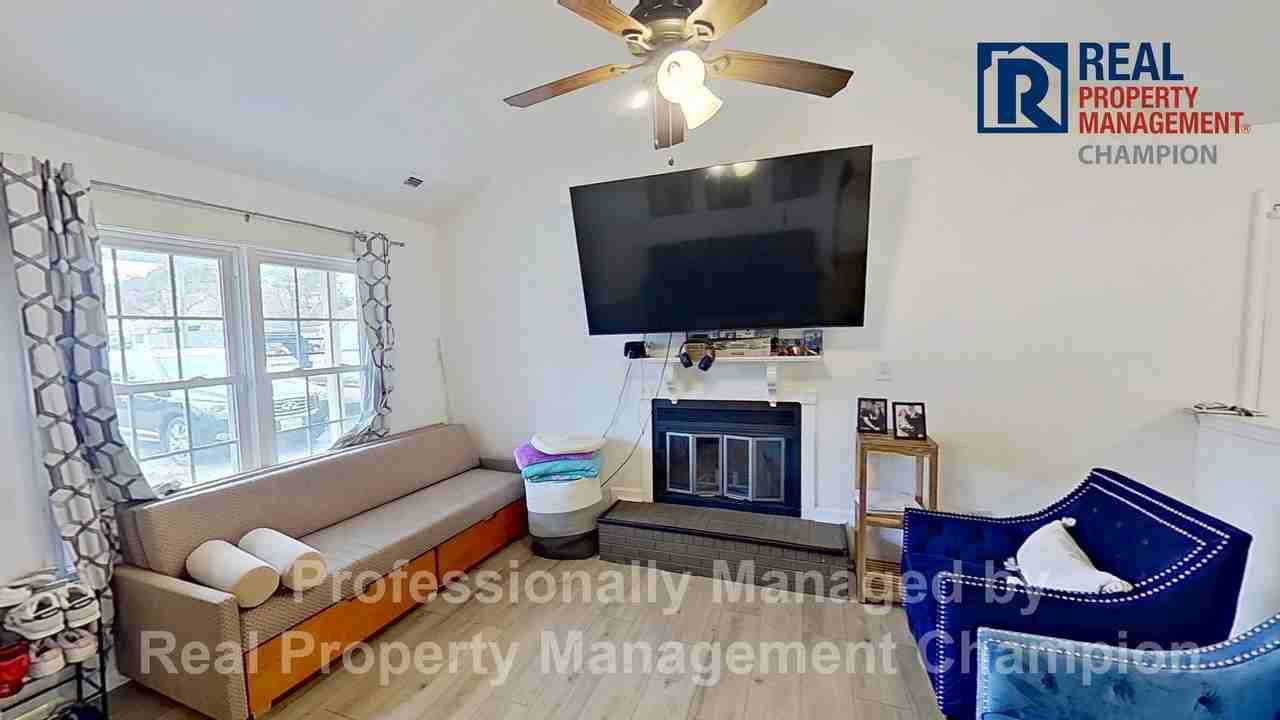 502 Regalwood Dr - Photo 3 of 21