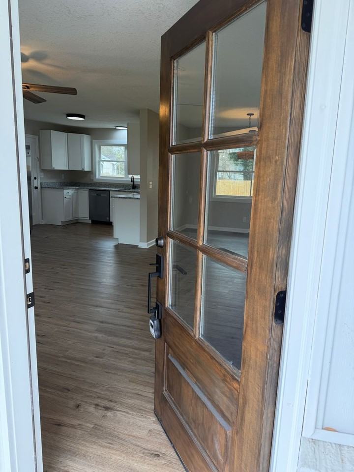 3520 Mimbro Ln - Photo 2 of 29