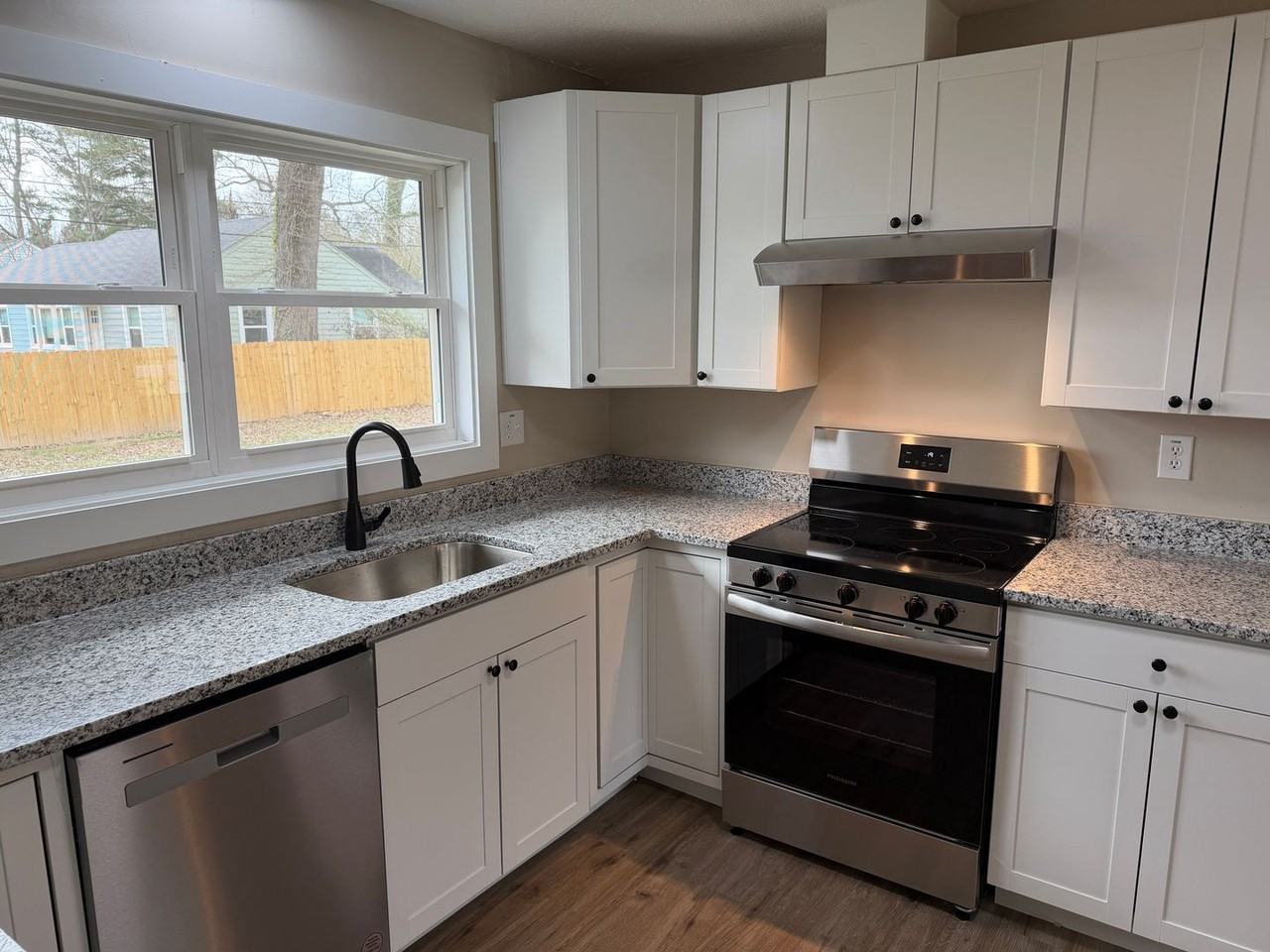 3520 Mimbro Ln - Photo 6 of 29