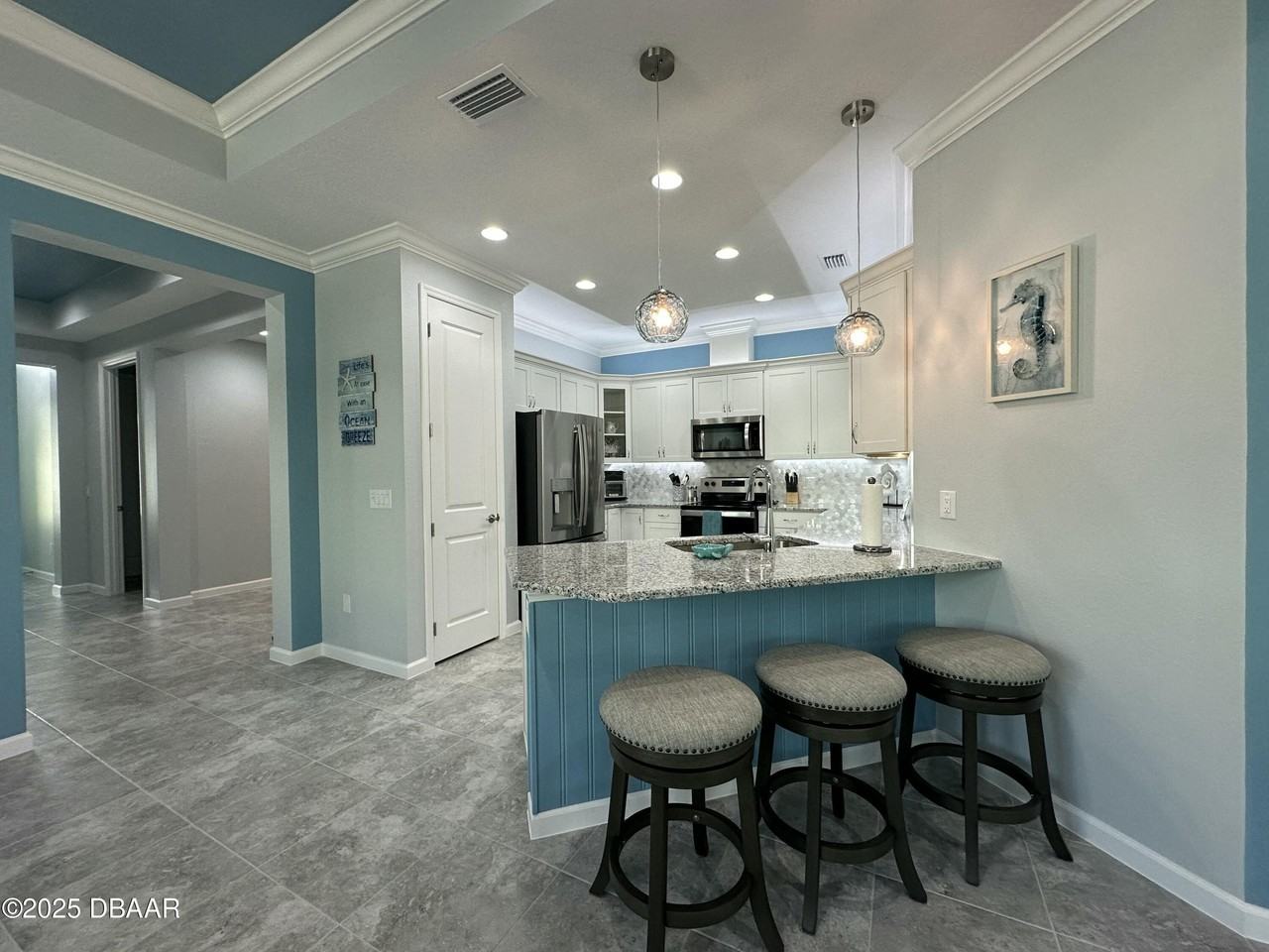 811 Margaritaville Ave - Photo 7 of 39