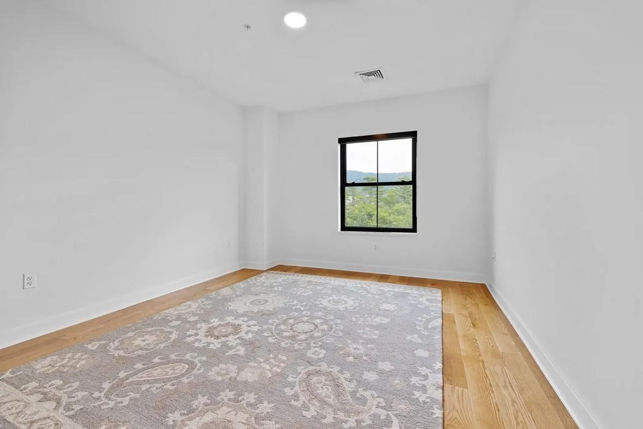 69 Etna Rd #216 - Photo 7 of 11