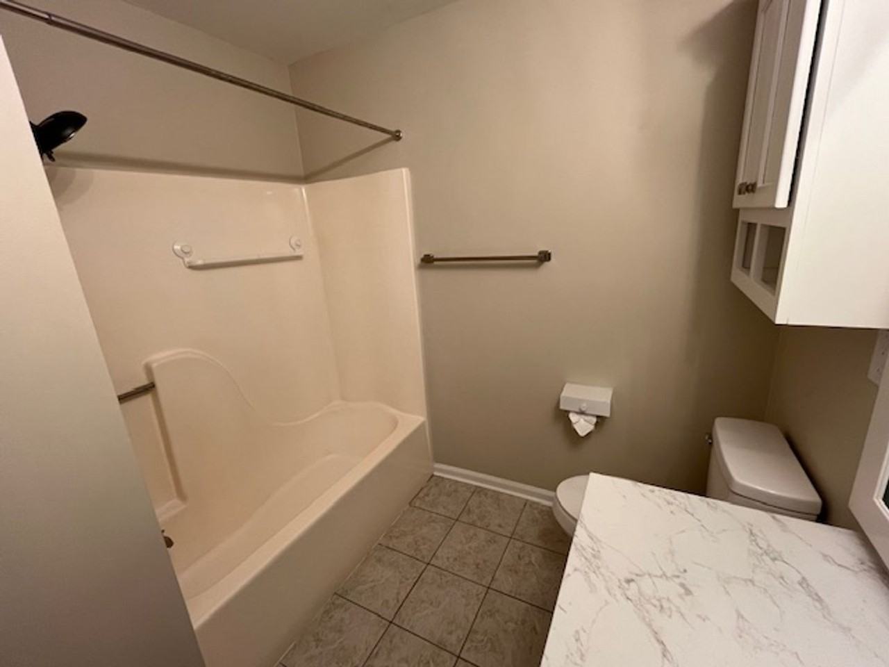 1778 Hunters Trl - Photo 3 of 27