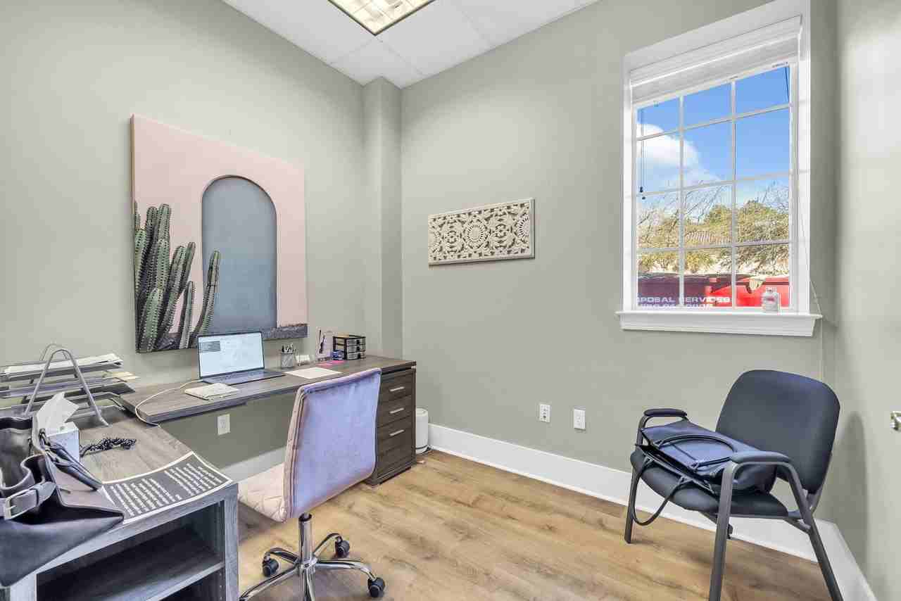 4608 Opa Locka Ln 3rd Fl #3rdFL - Photo 2 of 50