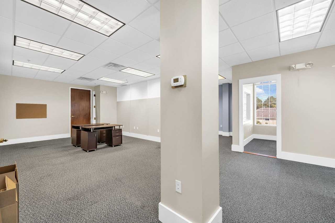 4608 Opa Locka Ln 3rd Fl #3rdFL - Photo 4 of 50