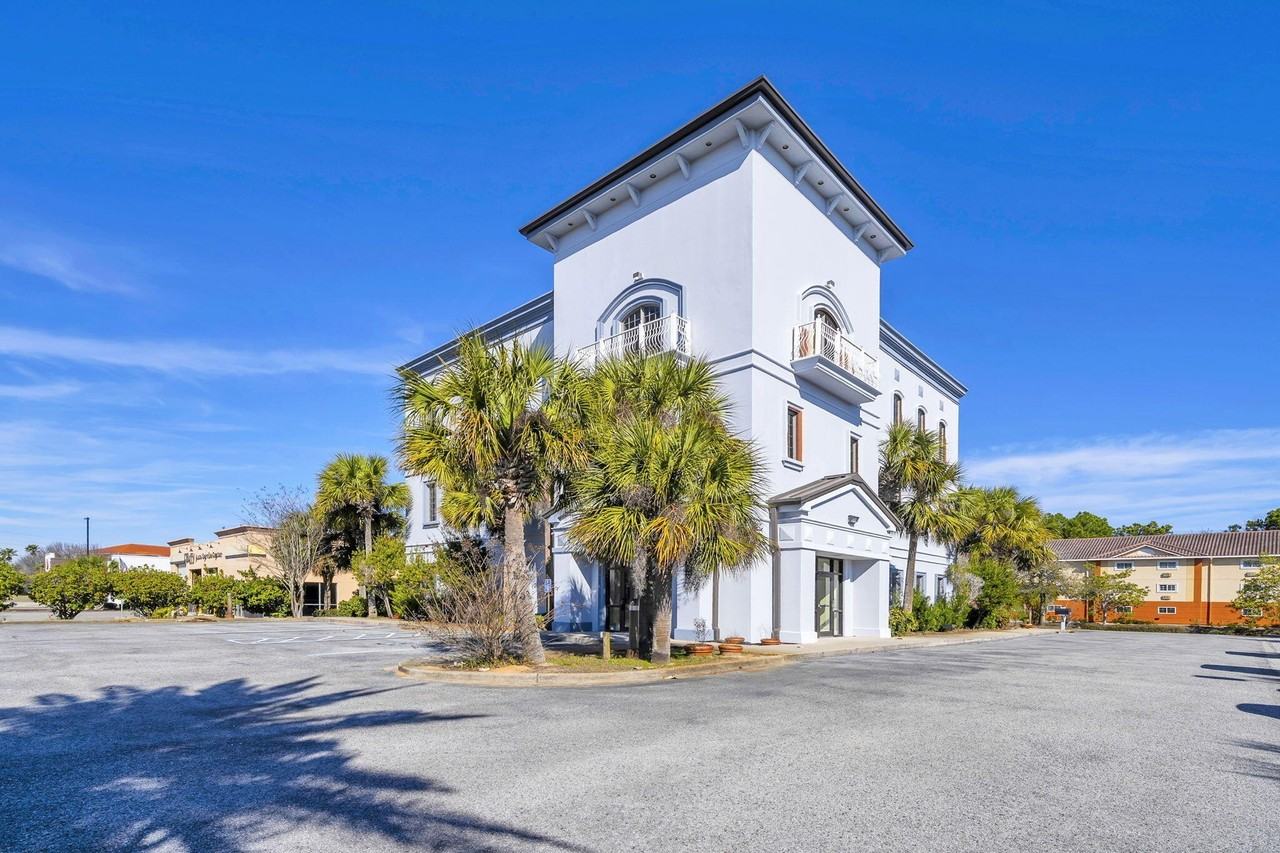 4608 Opa Locka Ln 3rd Fl #3rdFL - Photo 5 of 50