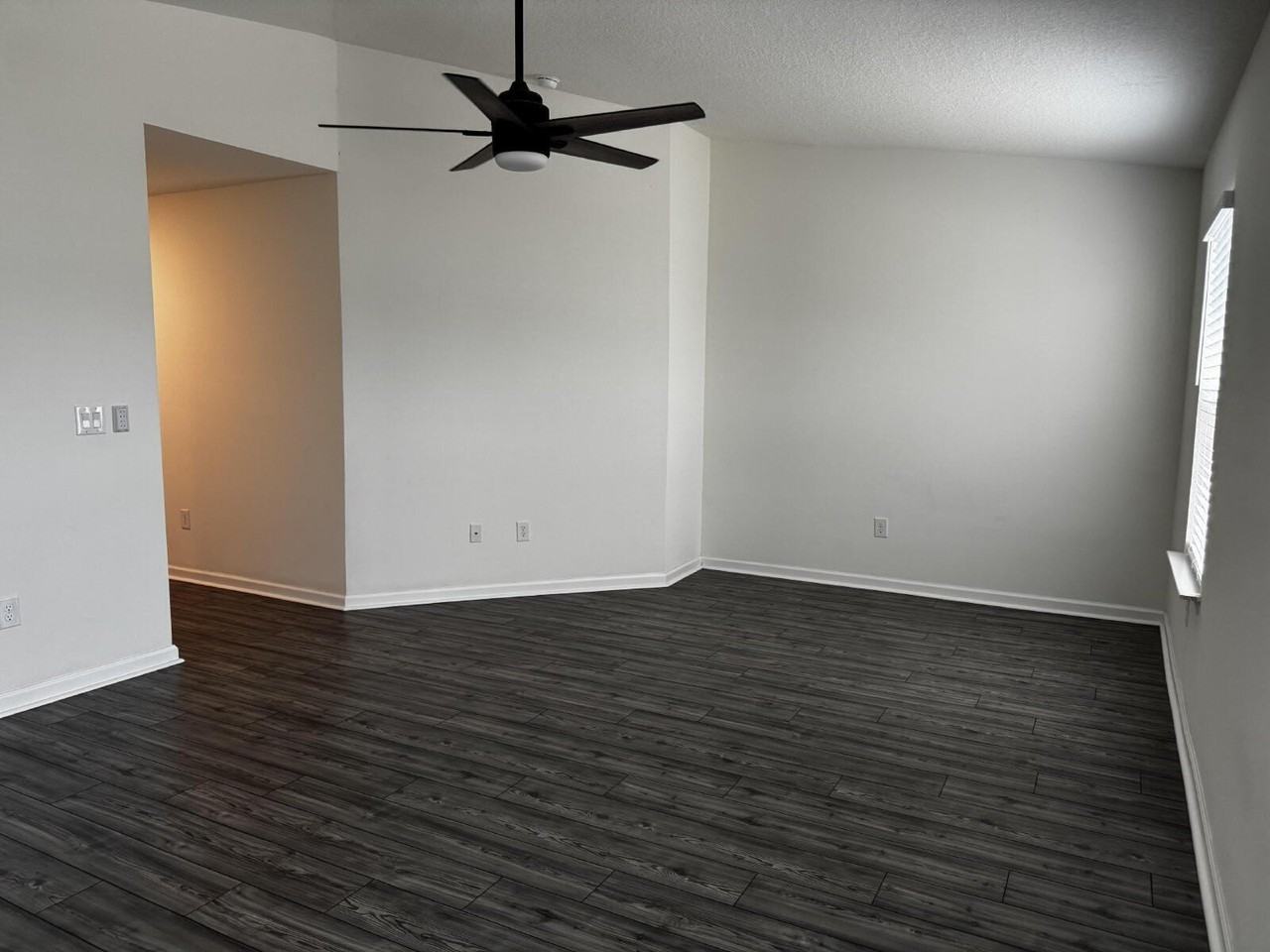 146 Old Canoe Ln - Photo 3 of 5