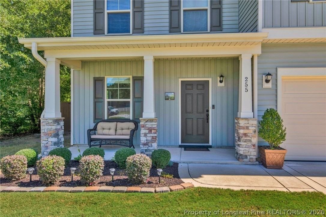 255 Shepard Dr - Photo 3 of 19