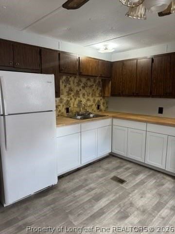 1734 Strickland Bridge Rd - Photo 4 of 19