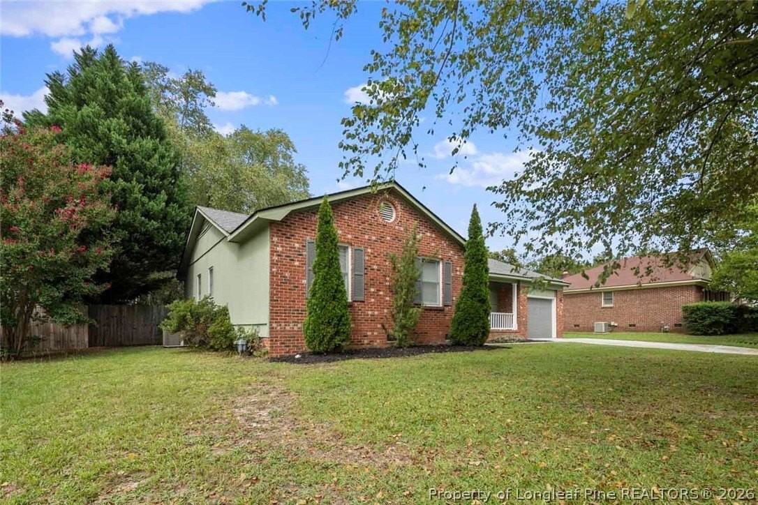 5812 Rivercroft Road Drive - Photo 2 of 44