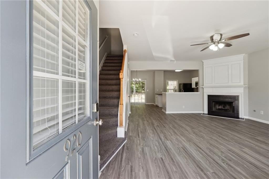 920 Prestwyck Ct - Photo 3 of 27