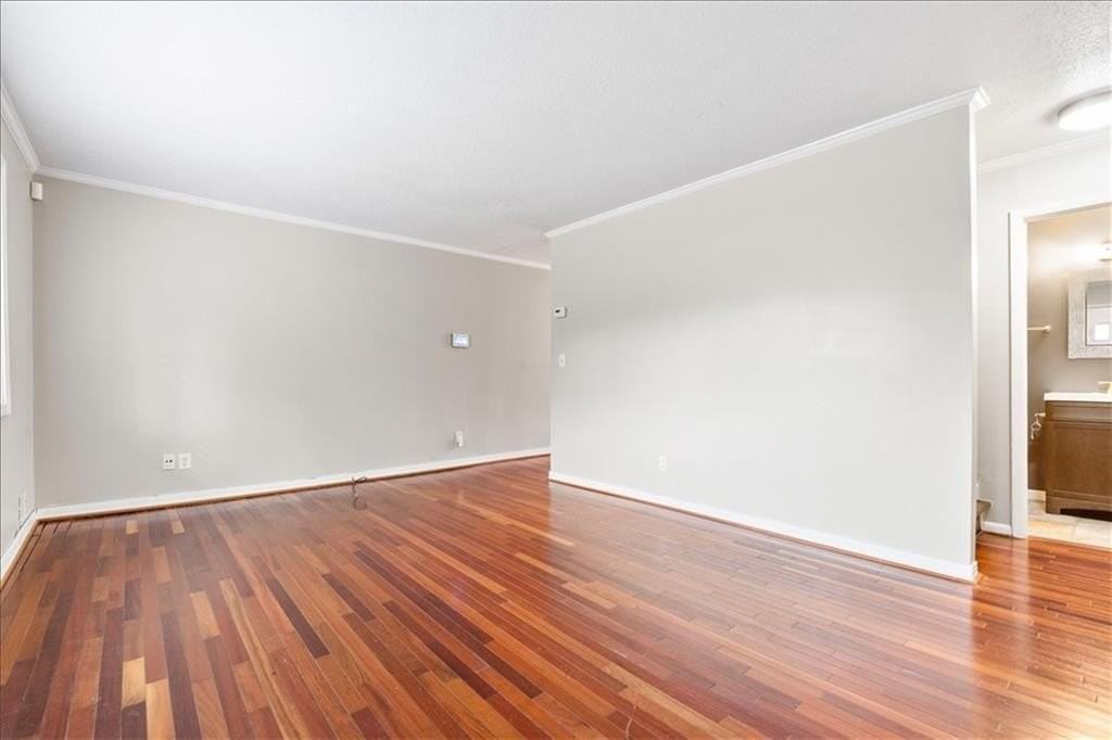2412 Peachwood Cir Ne #3 - Photo 4 of 27