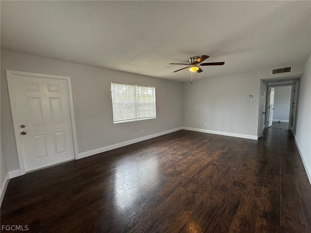 25 Apache St - Photo 4 of 16