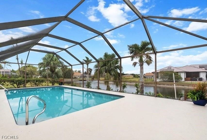 2230 Se 5th Pl - Photo 2 of 18