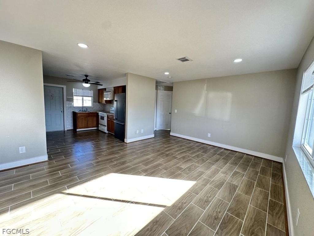 127 Gordon Ave S - Photo 2 of 8