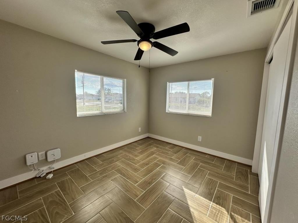 127 Gordon Ave S - Photo 5 of 8