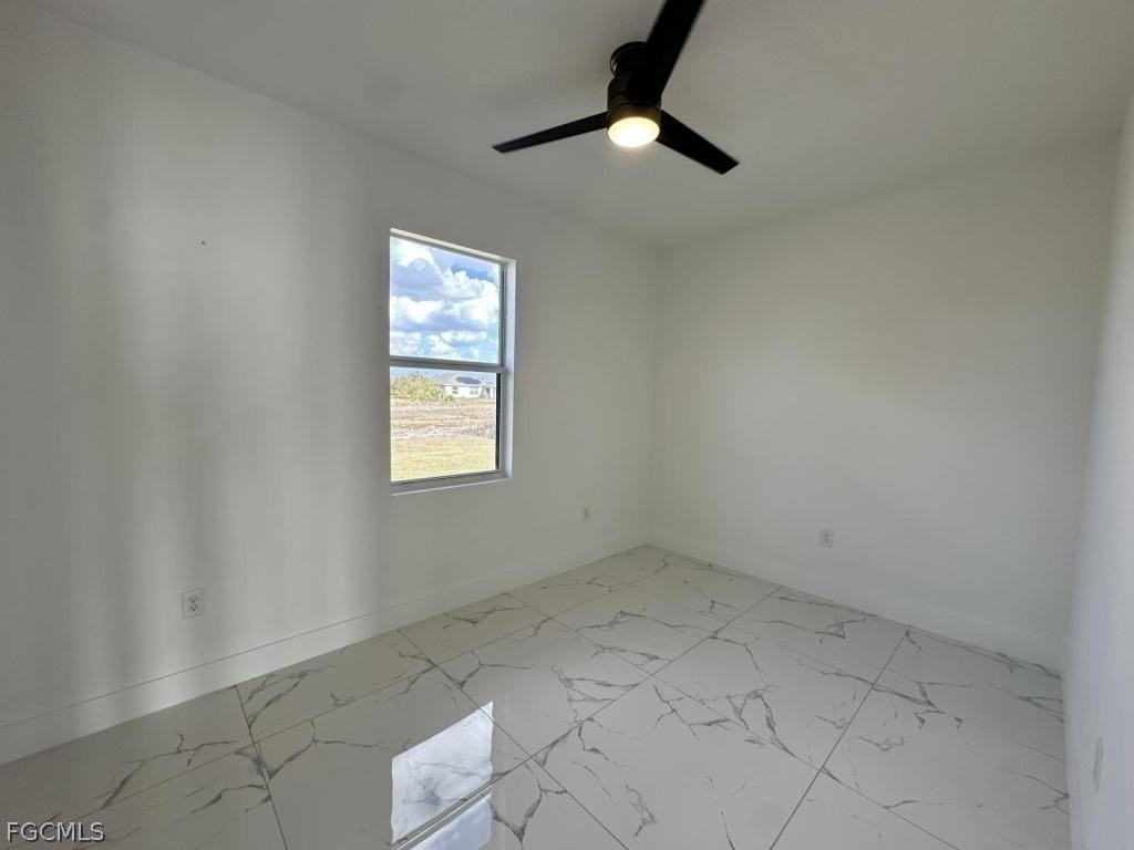 325 Paulcrest Ave - Photo 7 of 13